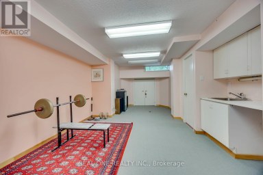 71 STOCK AVENUE Toronto (Islington-City Centre West) Ontario photo 39