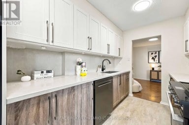 1805 - 5 OLD SHEPPARD AVENUE Toronto (Pleasant View) Ontario photo 19