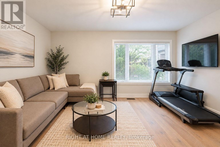 2090 STONEHOUSE CRESCENT, Mississauga (Sheridan), Ontario, L5H3J1
