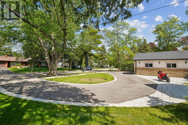 2090 STONEHOUSE CRESCENT, Mississauga (Sheridan), Ontario, L5H3J1