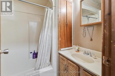 103 JAMES ST STREET Central Huron (Clinton) Ontario photo 15