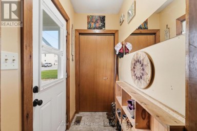 103 JAMES ST STREET Central Huron (Clinton) Ontario photo 30
