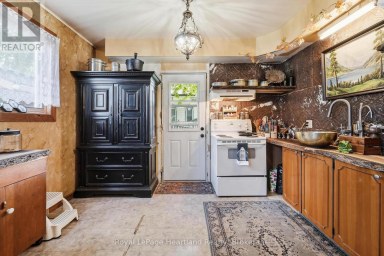 103 JAMES ST STREET Central Huron (Clinton) Ontario photo 7