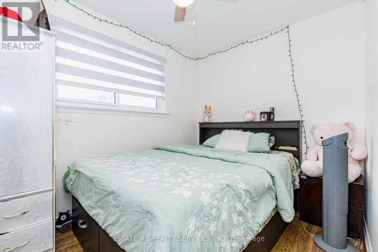 80 ADDINGTON CRESCENT, Brampton (Avondale), Ontario, L6T2R3