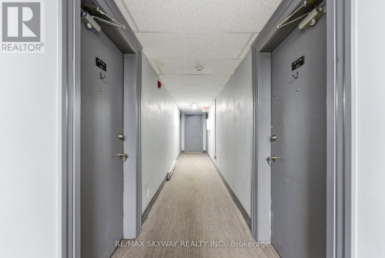 103 - 25 COLLEGE STREET E, Belleville (Belleville Ward), Ontario, K8P2E3