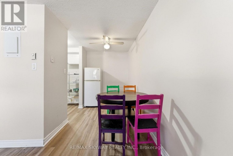 103 - 25 COLLEGE STREET E, Belleville (Belleville Ward), Ontario, K8P2E3
