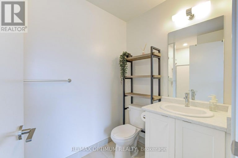 108 - 58 SKY HARBOUR DRIVE, Brampton (Bram West), Ontario, L6Y6J1