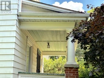 35 MAIN STREET S Uxbridge Ontario photo 4