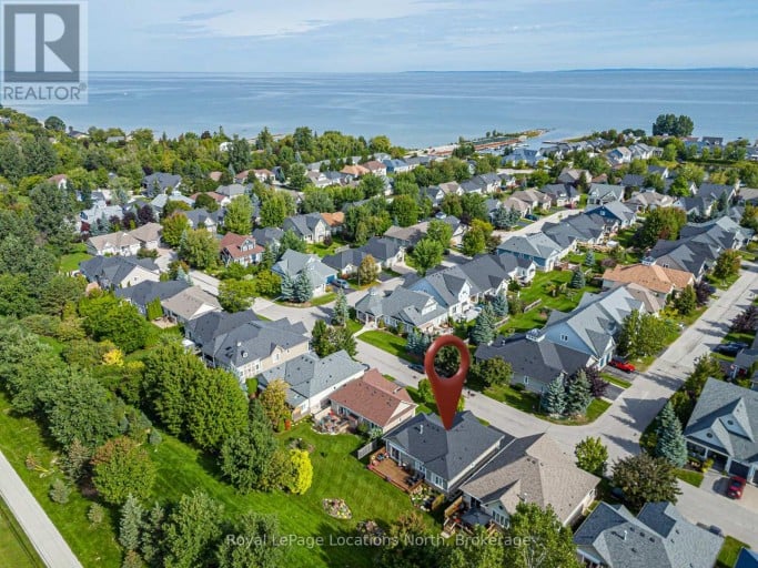 14 CLUBHOUSE DRIVE, Collingwood, Ontario, L9Y4Z6