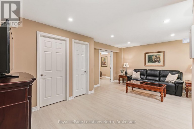 14 CLUBHOUSE DRIVE, Collingwood, Ontario, L9Y4Z6