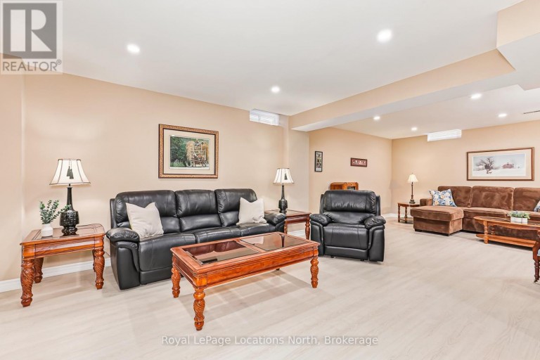14 CLUBHOUSE DRIVE, Collingwood, Ontario, L9Y4Z6