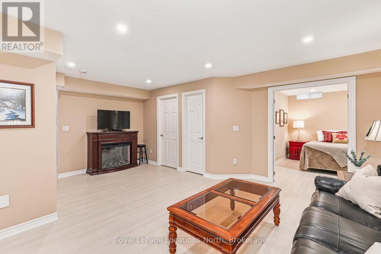 14 CLUBHOUSE DRIVE, Collingwood, Ontario, L9Y4Z6