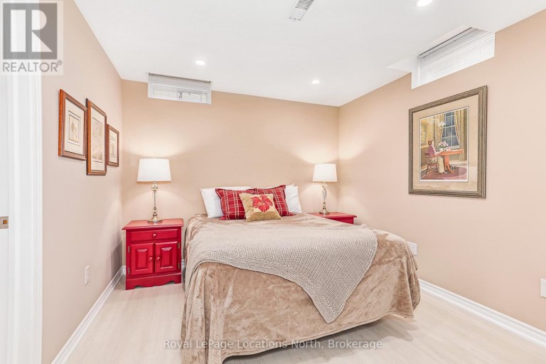 14 CLUBHOUSE DRIVE, Collingwood, Ontario, L9Y4Z6