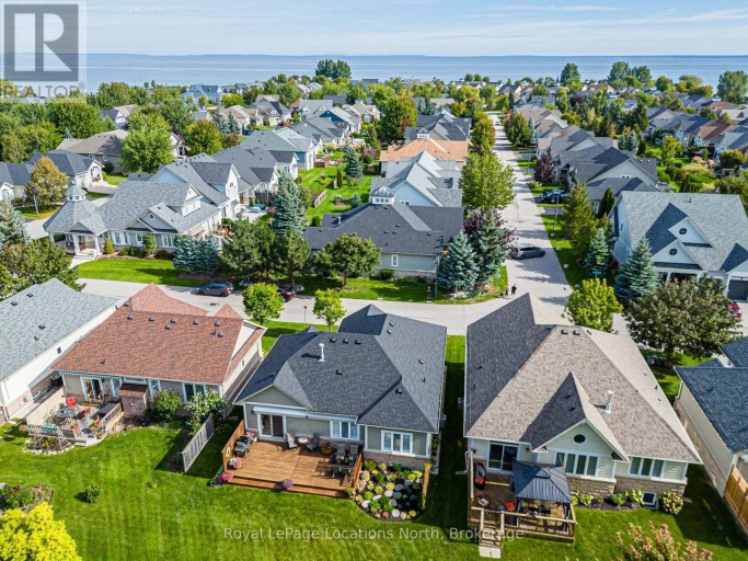 14 CLUBHOUSE DRIVE, Collingwood, Ontario, L9Y4Z6