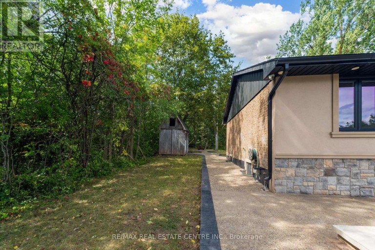 1910 OLDE BASE LINE ROAD, Caledon, Ontario, L7C0J2