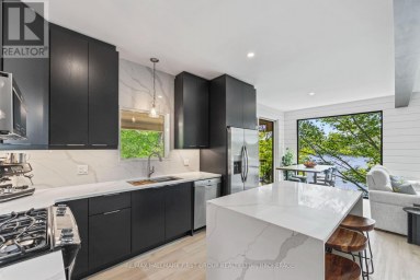 1005 MACDONALD LANE, Frontenac (Frontenac South) Ontario