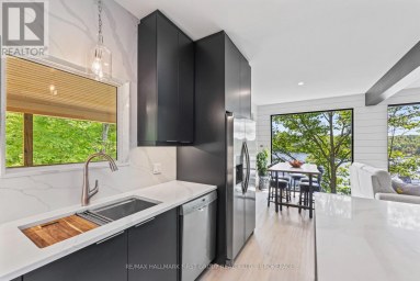 1005 MACDONALD LANE, Frontenac (Frontenac South) Ontario