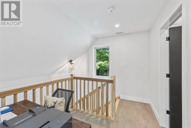 1005 MACDONALD LANE, Frontenac (Frontenac South) Ontario