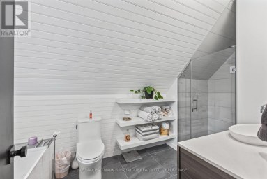 1005 MACDONALD LANE, Frontenac (Frontenac South) Ontario