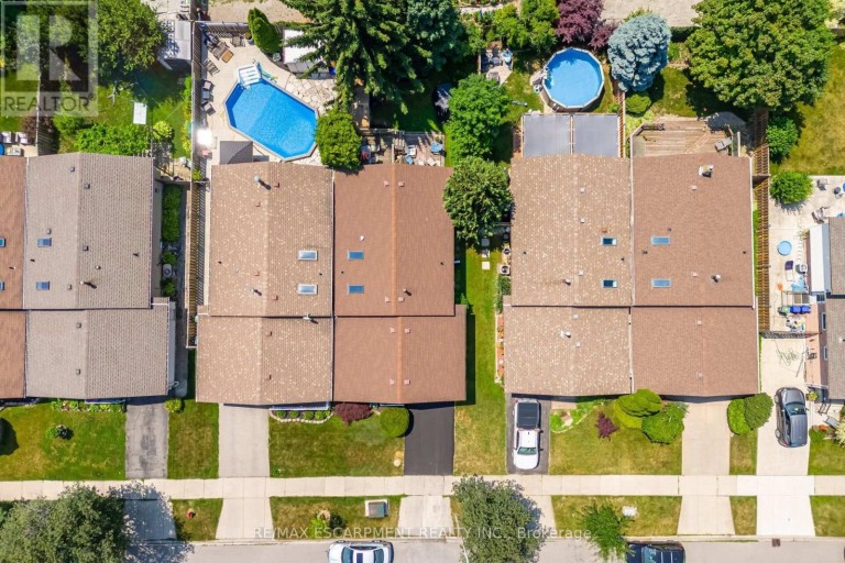 178 ATHENIA DRIVE, Hamilton (Stoney Creek), Ontario, L8J1V8
