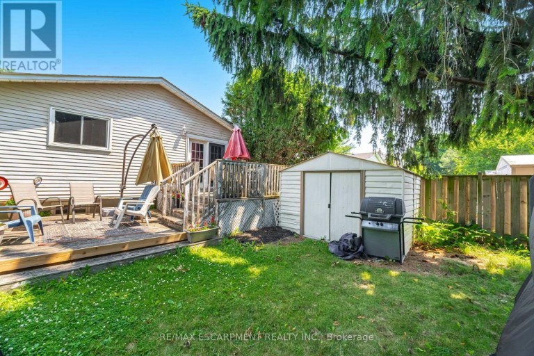 178 ATHENIA DRIVE, Hamilton (Stoney Creek), Ontario, L8J1V8