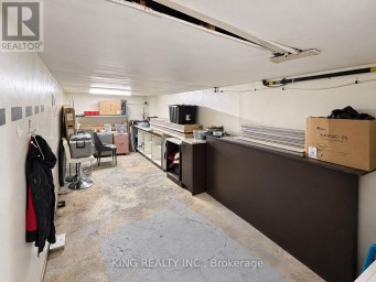 1272 DANFORTH AVENUE Toronto (Danforth) Ontario photo 10