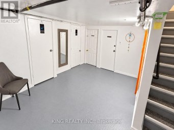 1272 DANFORTH AVENUE Toronto (Danforth) Ontario photo 9