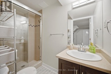 11 SHERINGHAM STREET Brampton (Heart Lake West) Ontario photo 38