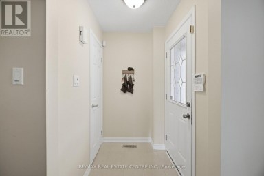 11 SHERINGHAM STREET Brampton (Heart Lake West) Ontario photo 7
