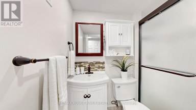 206 - 757 VICTORIA PARK AVENUE Toronto (Oakridge) Ontario photo 25