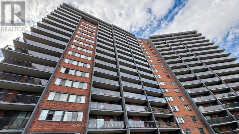 206 - 757 VICTORIA PARK AVENUE, Toronto (Oakridge), Ontario, M4C5N8
