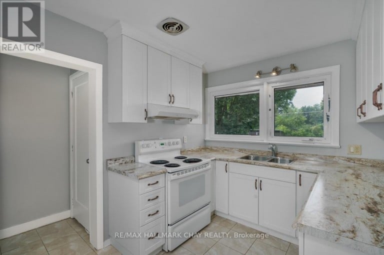 262 BELLEVUE STREET, Peterborough (Northcrest Ward 5), Ontario, K9H5E5