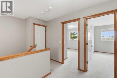 22 Lincoln Green SW Calgary Alberta photo 24