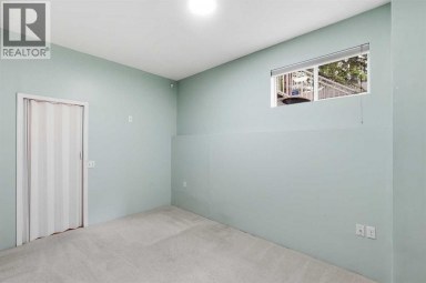 22 Lincoln Green SW Calgary Alberta photo 27