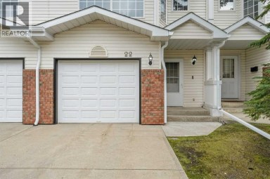 22 Lincoln Green SW Calgary Alberta photo 38