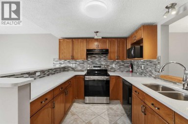 22 Lincoln Green SW Calgary Alberta photo 8