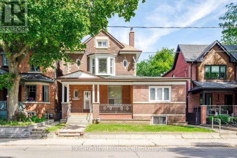 843 LOGAN AVENUE, Toronto (North Riverdale), Ontario, M4K3E2