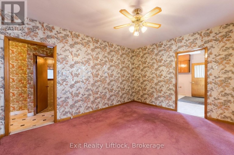 843 LOGAN AVENUE, Toronto (North Riverdale), Ontario, M4K3E2