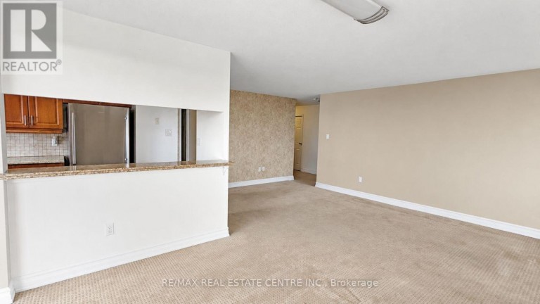 1515 - 300 WEBB DRIVE, Mississauga (City Centre), Ontario, L5B3W3