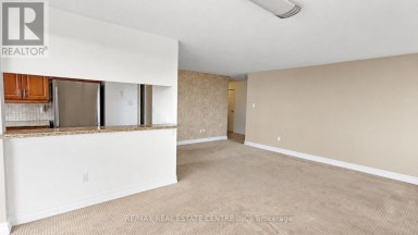 1515 - 300 WEBB DRIVE Mississauga (City Centre) Ontario photo 10