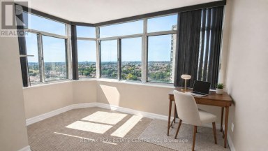 1515 - 300 WEBB DRIVE Mississauga (City Centre) Ontario photo 13