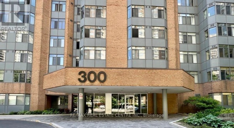 1515 - 300 WEBB DRIVE, Mississauga (City Centre), Ontario, L5B3W3