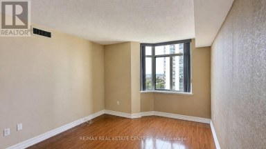1515 - 300 WEBB DRIVE Mississauga (City Centre) Ontario photo 20