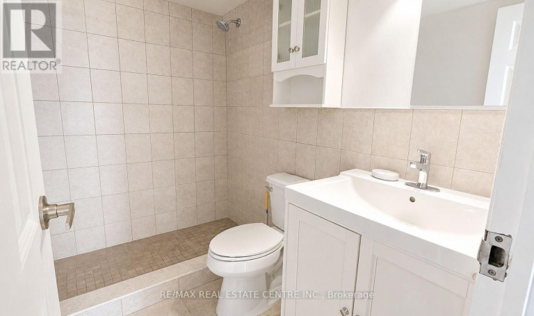 1515 - 300 WEBB DRIVE, Mississauga (City Centre), Ontario, L5B3W3