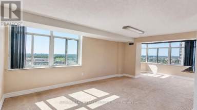 1515 - 300 WEBB DRIVE Mississauga (City Centre) Ontario photo 6