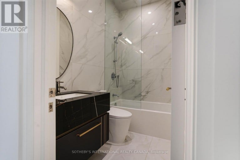 149 HIGHLAND CRESCENT, Toronto (Bridle Path-Sunnybrook-York Mills), Ontario, M2L1H2