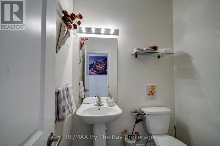 120 ALLEGRA DRIVE, Wasaga Beach, Ontario, L9Z1P6