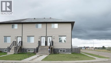 347 17 Street E Brooks Alberta photo 2