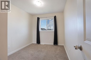 347 17 Street E Brooks Alberta photo 28