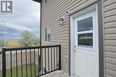 347 17 Street E Brooks Alberta photo 41